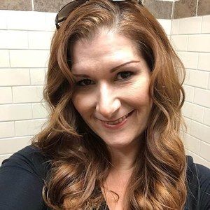 Meet your Posher, Michele